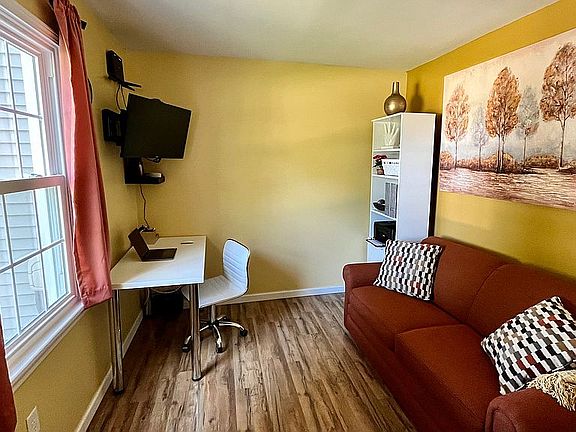 5th image of 6388 Chestnut Blvd