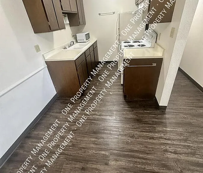 1120 Hancock Dr #1120-5 — Photo 2