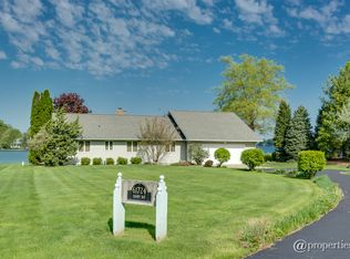 61724 Colony Bay Dr, Cassopolis, MI 49031