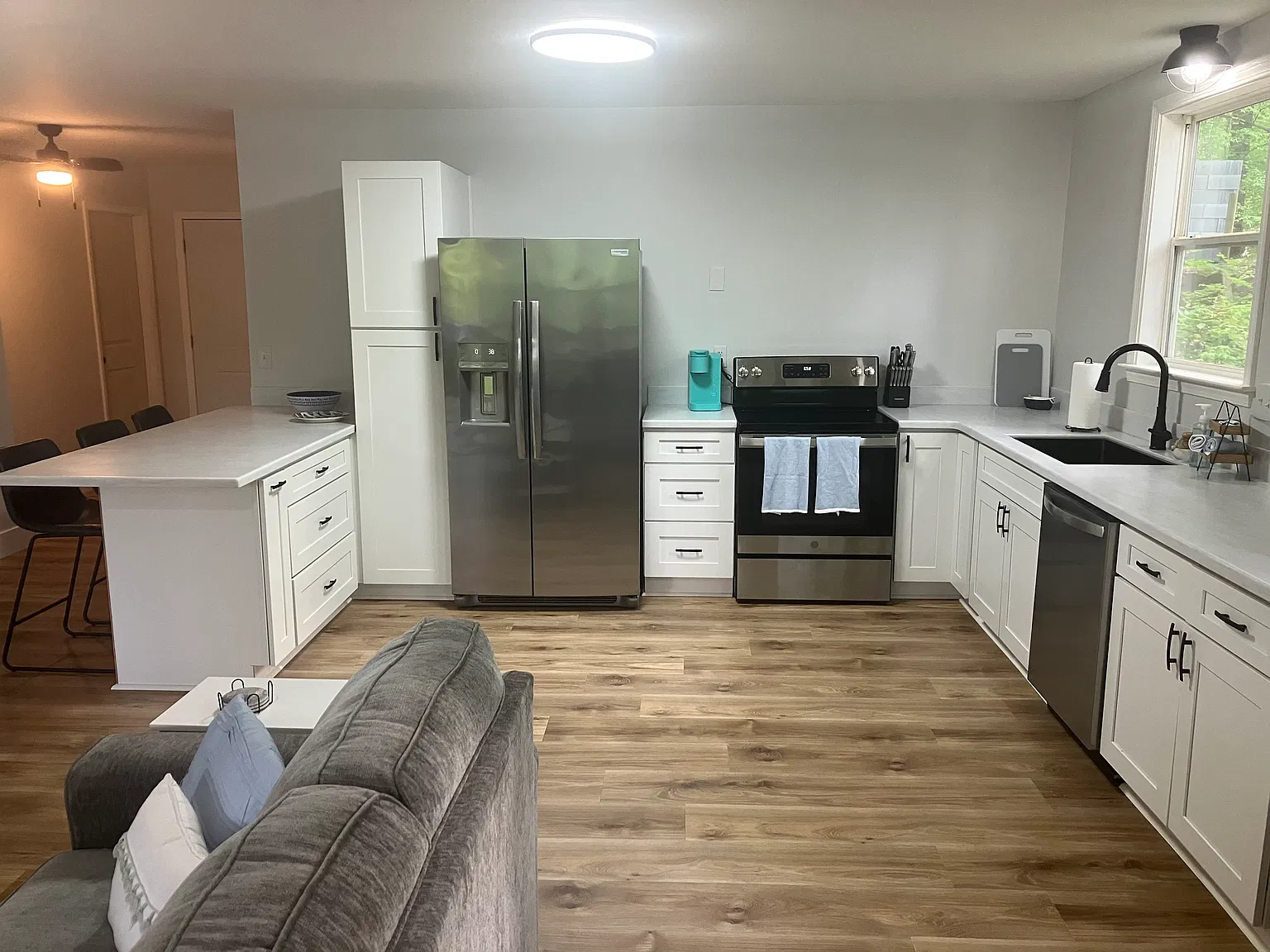 2 bed, 960 sqft, $2,000 — Photo 4