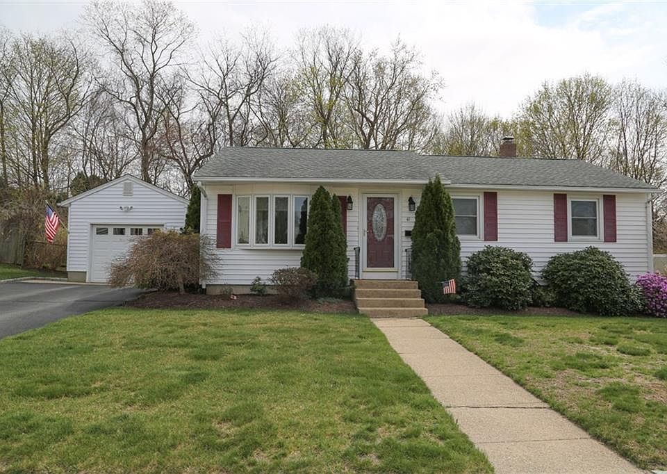 1st image of 41 Meadow Dr