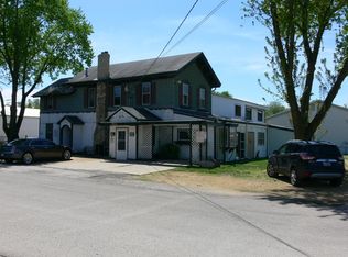 7711 Forest Hills Rd, Loves Park, IL 61111