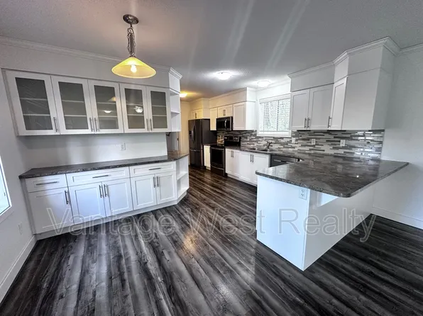 5235 Chase Rd, Lake Country, BC V4V 1L7