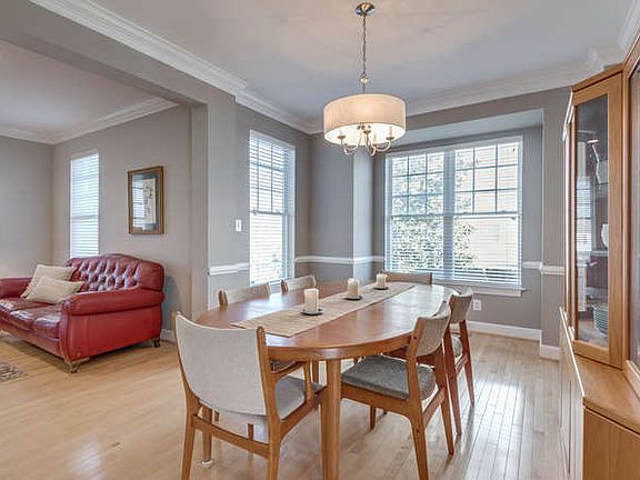 Separate dining room