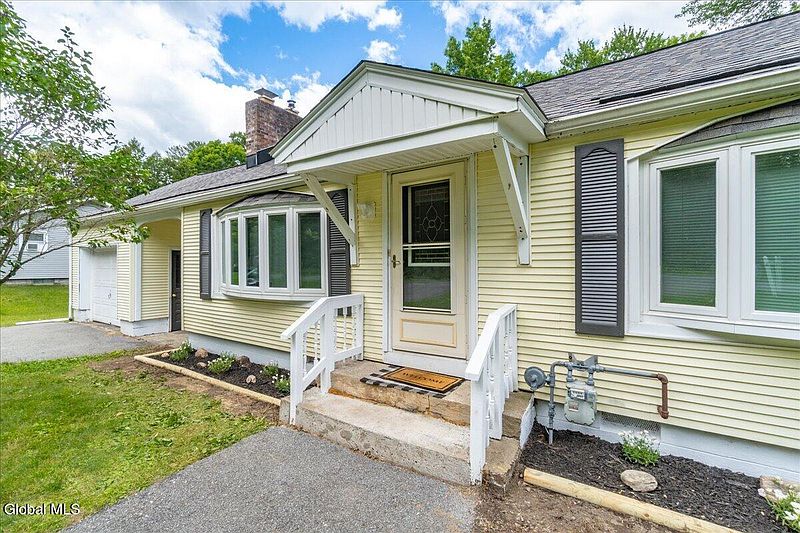 5th image of 167 Cronin Road
