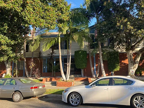 1435 E Wilson Ave #203 Photo 1