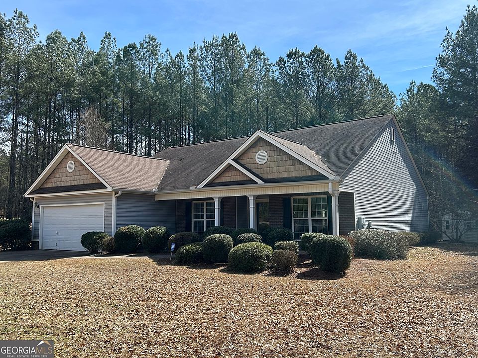 1st image of 28 Pinewood Cir