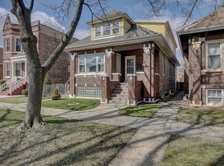 1408 Clinton Ave, Berwyn, IL 60402