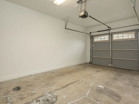 5th image of 4826 Fountain View Way