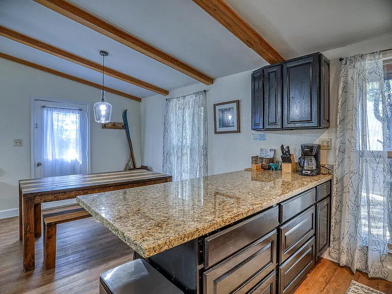 26 N Debonaire Ct — Photo 6