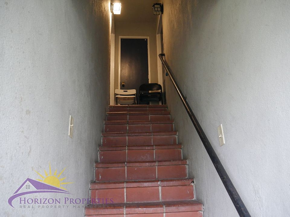 1st image of 1617 Arcade Blvd #4