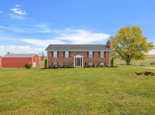 6938 Lexington Rd, Lancaster, KY 40444