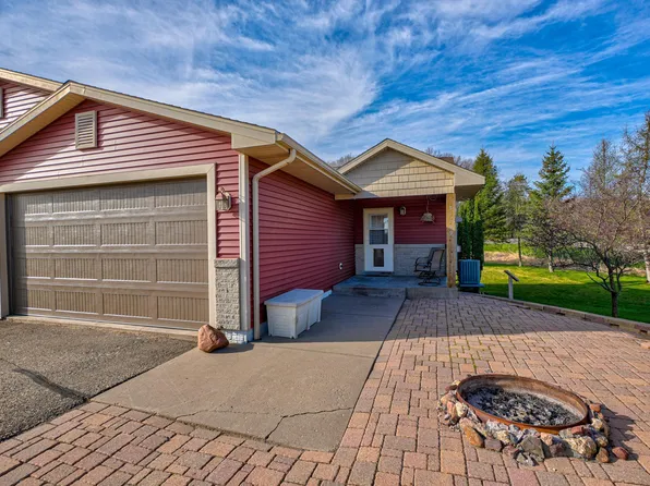 S1169 Highland Springs Dr, Spring Valley, WI 54767