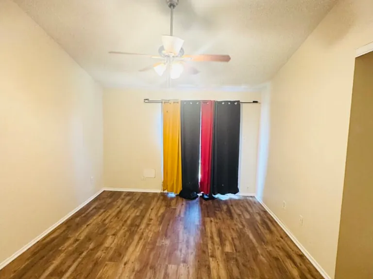 821 Denmark Dr — Photo 6