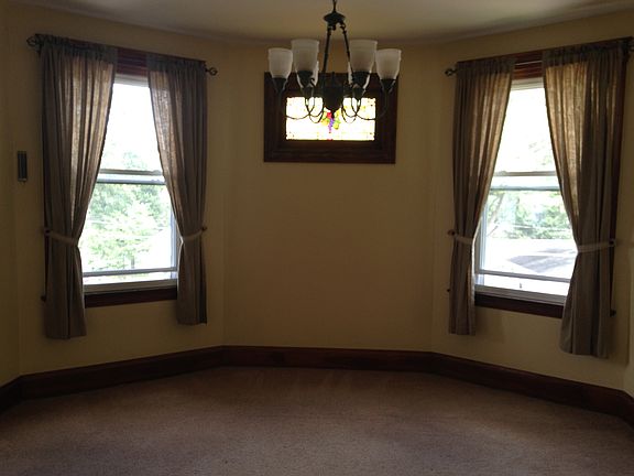 2nd floor dining room