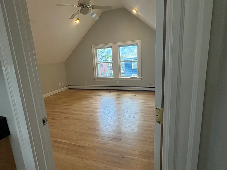 26 Mason St #3 — Photo 7