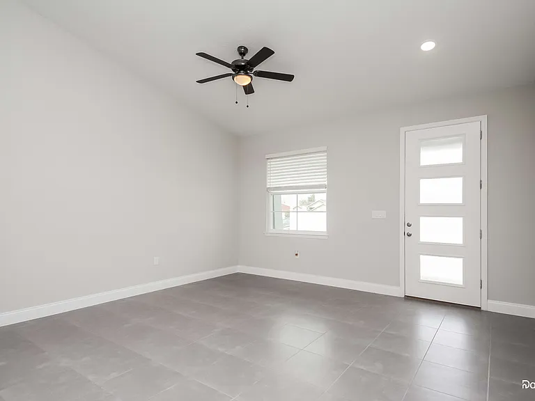 163 Aurelia Ct — Photo 5