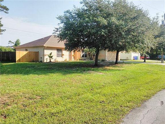 3rd image of 3330 Dewberry Dr