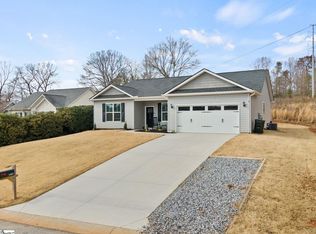 160 Lemon Creek Dr, Lyman, SC 29365