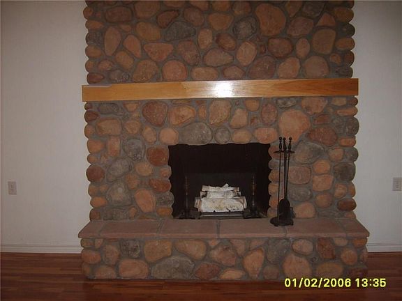 5th image of 1406 Jefferson St