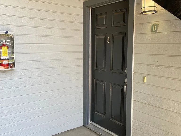 3905 Dale Rd #B — Photo 3