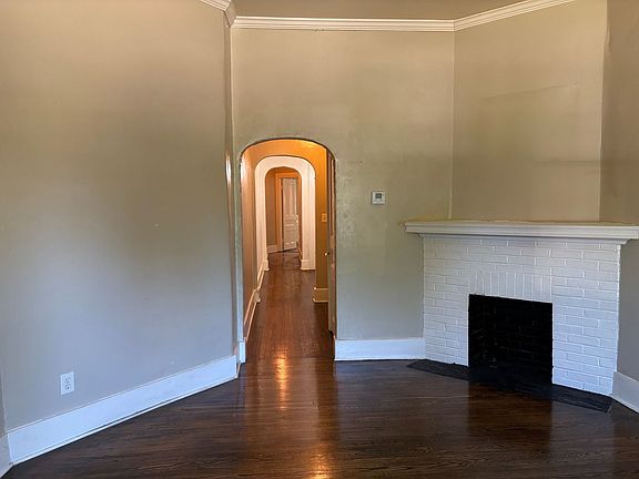 4th image of 573 W Ferry St #1A