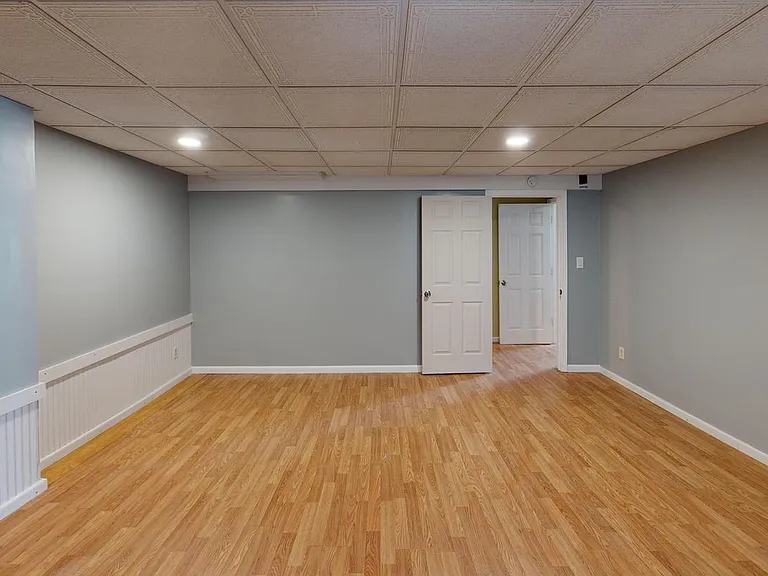 8604 N Troost Ave — Photo 9
