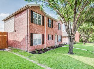 4320 Apple Dr, Carrollton, TX 75010