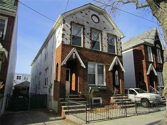 3rd image of 2022 E 27th St