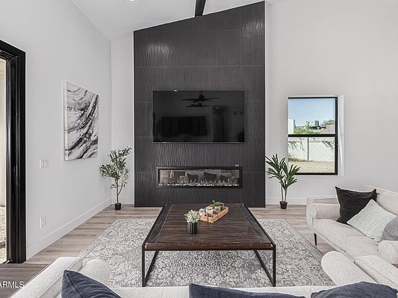 5th image of 5009 E GELDING Drive