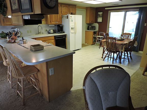 3rd image of 9868 Kathy Lynn Pl