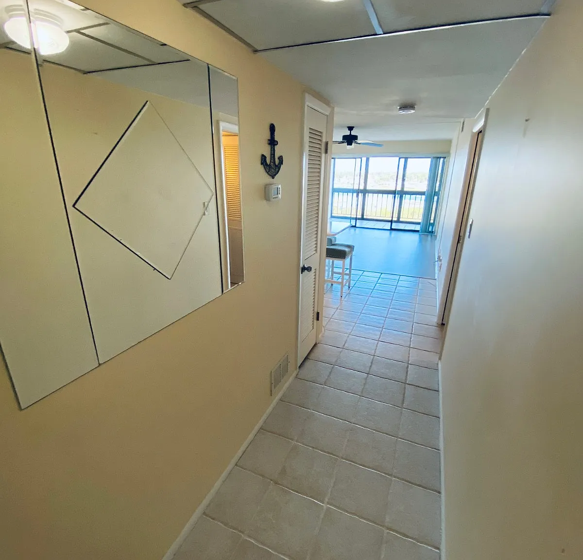 2 bed, 2.0 bath, 1009 sqft, $1,350 — Photo 2