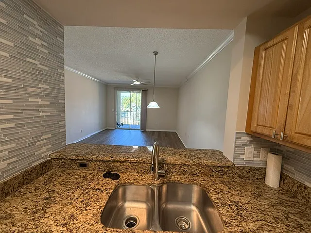 5692 Bentgrass Dr #1-205 — Photo 7