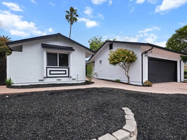 16 Melwood Ct, Watsonville, CA 95076