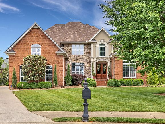 2nd image of 3438 Autumn Oaks Ct