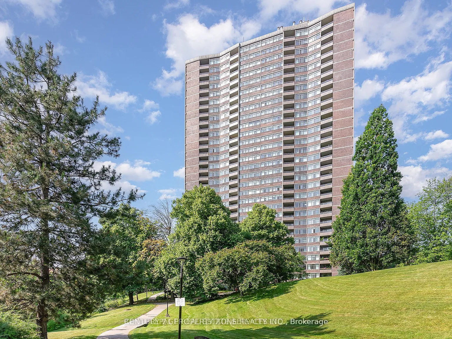 2 bed, $2,800 — Photo 4