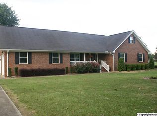 1320 Clara St, Gadsden, AL 35903