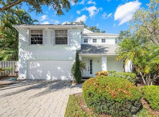 23 Commodore Pl, Palm Beach Gardens, FL 33418