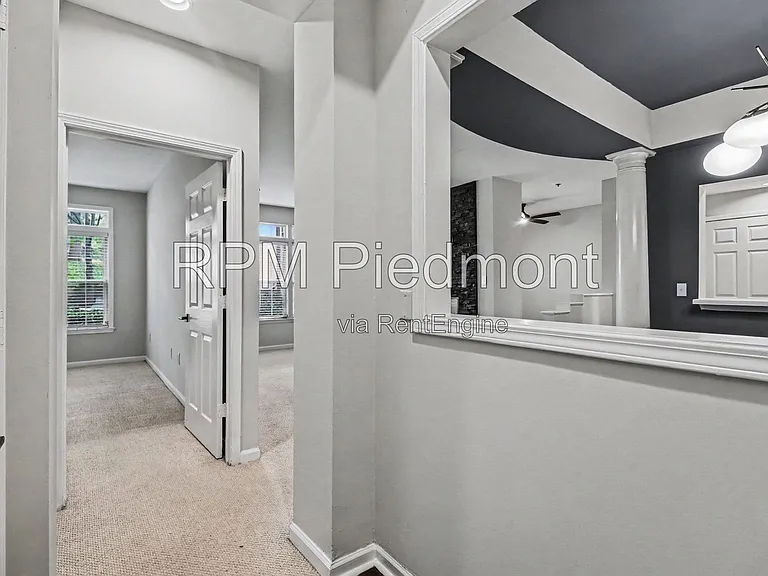220 Renaissance Pkwy NE #2122 — Photo 9