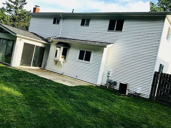 5th image of 17068 Hunting Meadows Dr