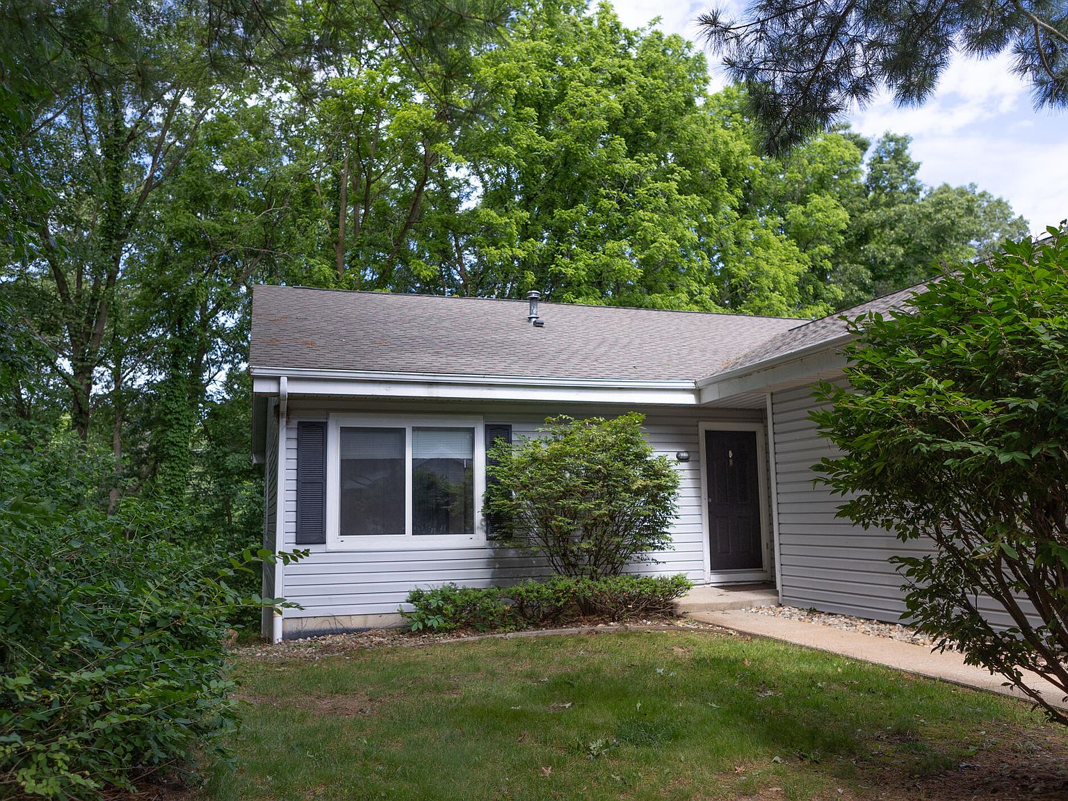 716 Toulouse, Battle Creek, MI 49017 MLS 24030583 Zillow