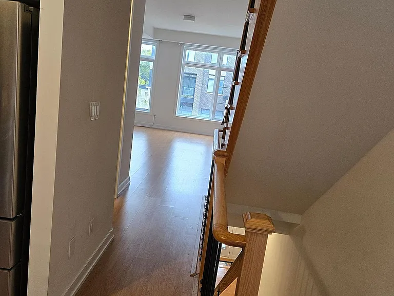 168 Brockley Dr — Photo 10