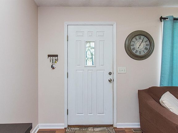 5th image of 125 Oliver Dr