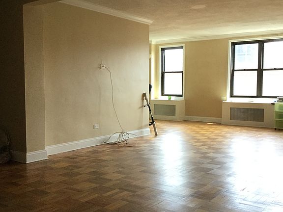 3rd image of 2850 Webb Ave APT 7C