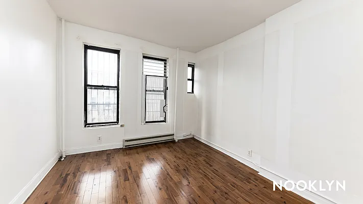Rented by Nooklyn NYC LLC | media 11