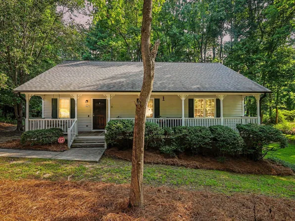 107 Cherry Ct, Clayton, NC 27520