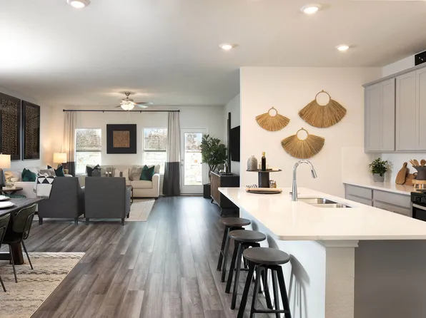 The Reynolds (890) Plan, Turner's Crossing - Reserve Collection