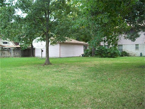 ENDLESS POSSIBLITIES IN THE BACKYARD