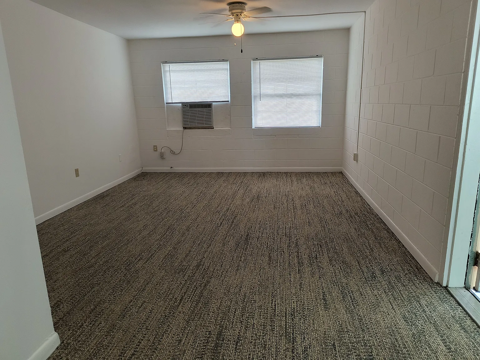 Cedar Trace Apartments — Photo 2