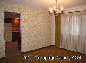 3rd image of 206 E Eldorado Dr